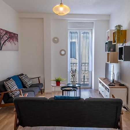 LE LYS- Appartement T3 tout equipé, vue imprenable sur le château de lourdes Esterno foto