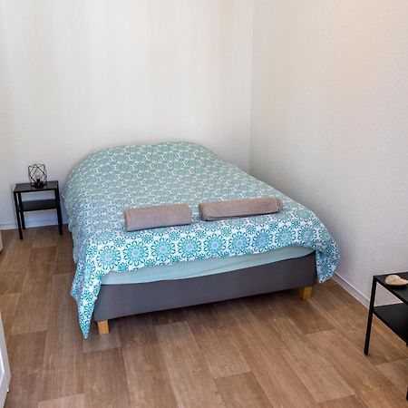 LE LYS- Appartement T3 tout equipé, vue imprenable sur le château de lourdes Esterno foto