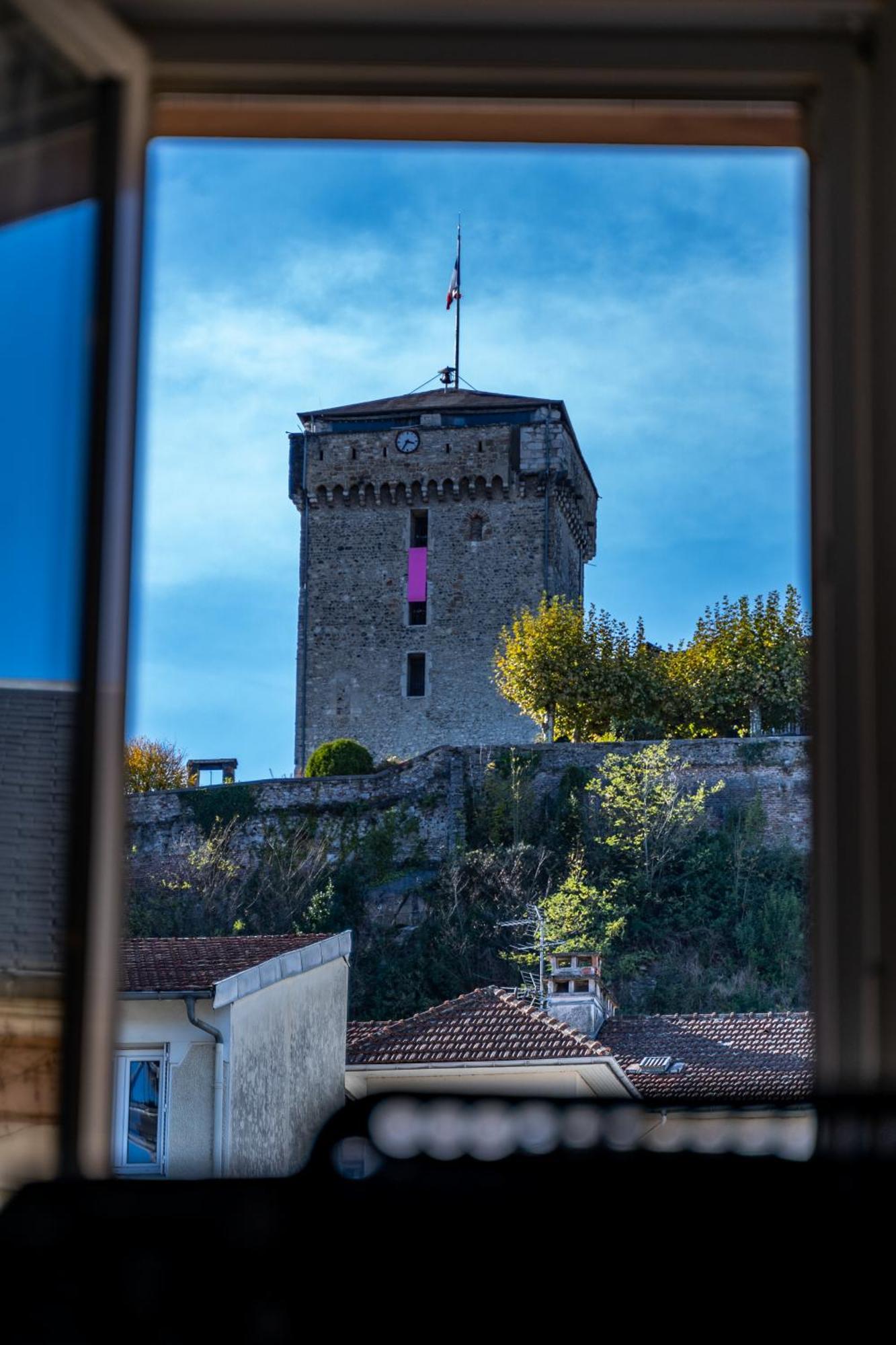 LE LYS- Appartement T3 tout equipé, vue imprenable sur le château de lourdes Esterno foto