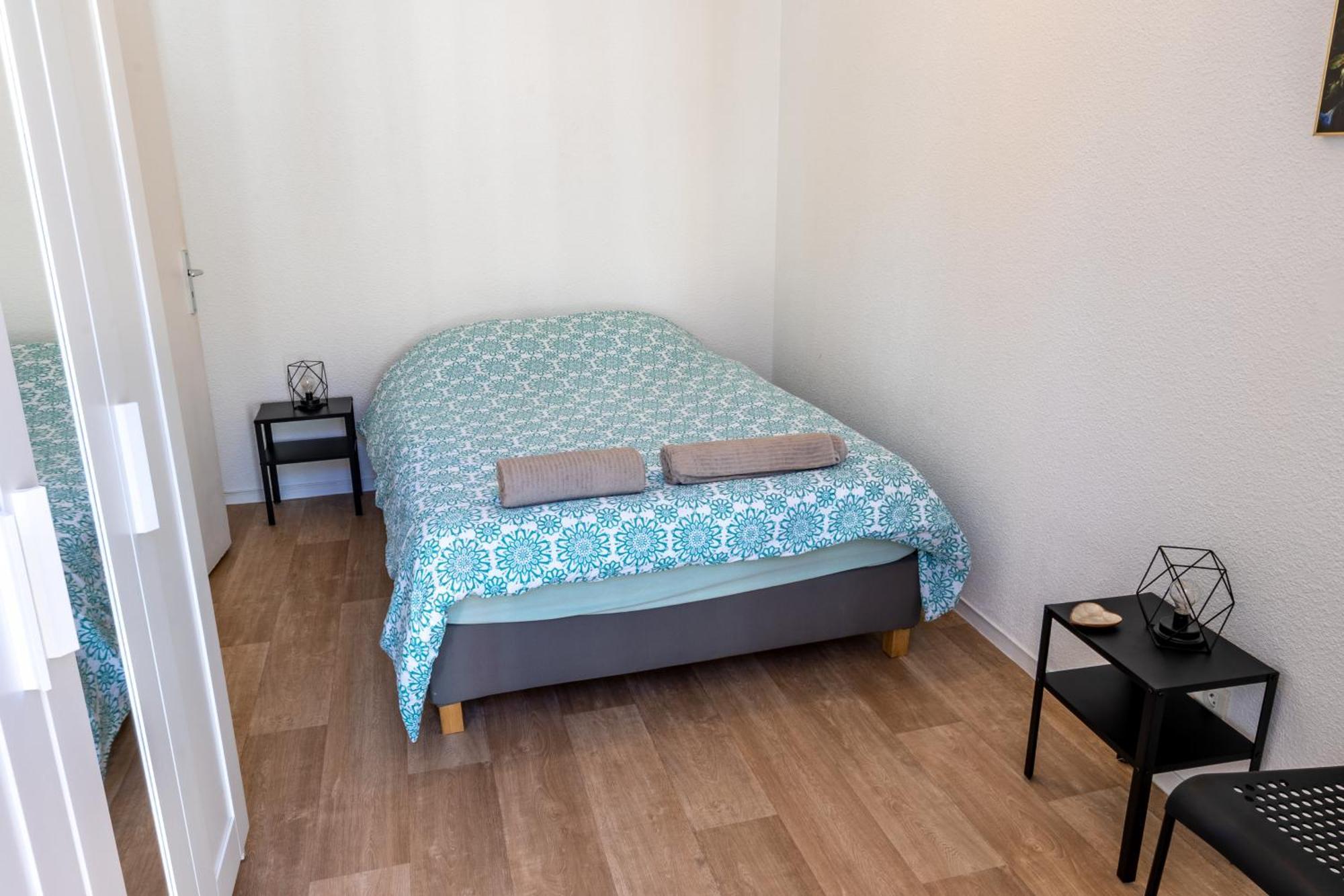 LE LYS- Appartement T3 tout equipé, vue imprenable sur le château de lourdes Esterno foto