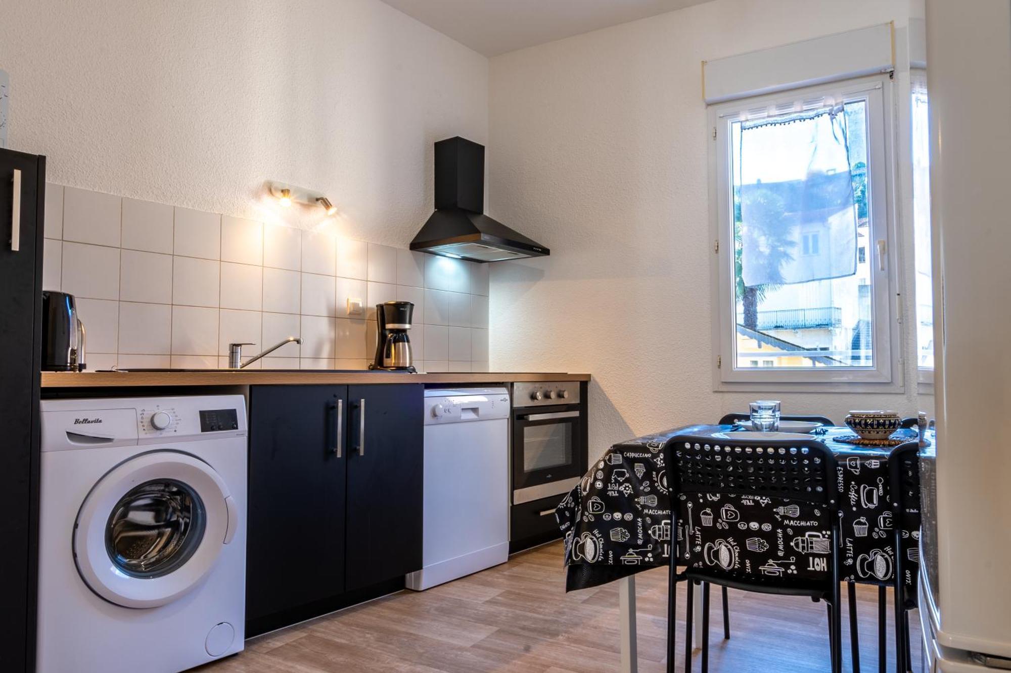 LE LYS- Appartement T3 tout equipé, vue imprenable sur le château de lourdes Esterno foto