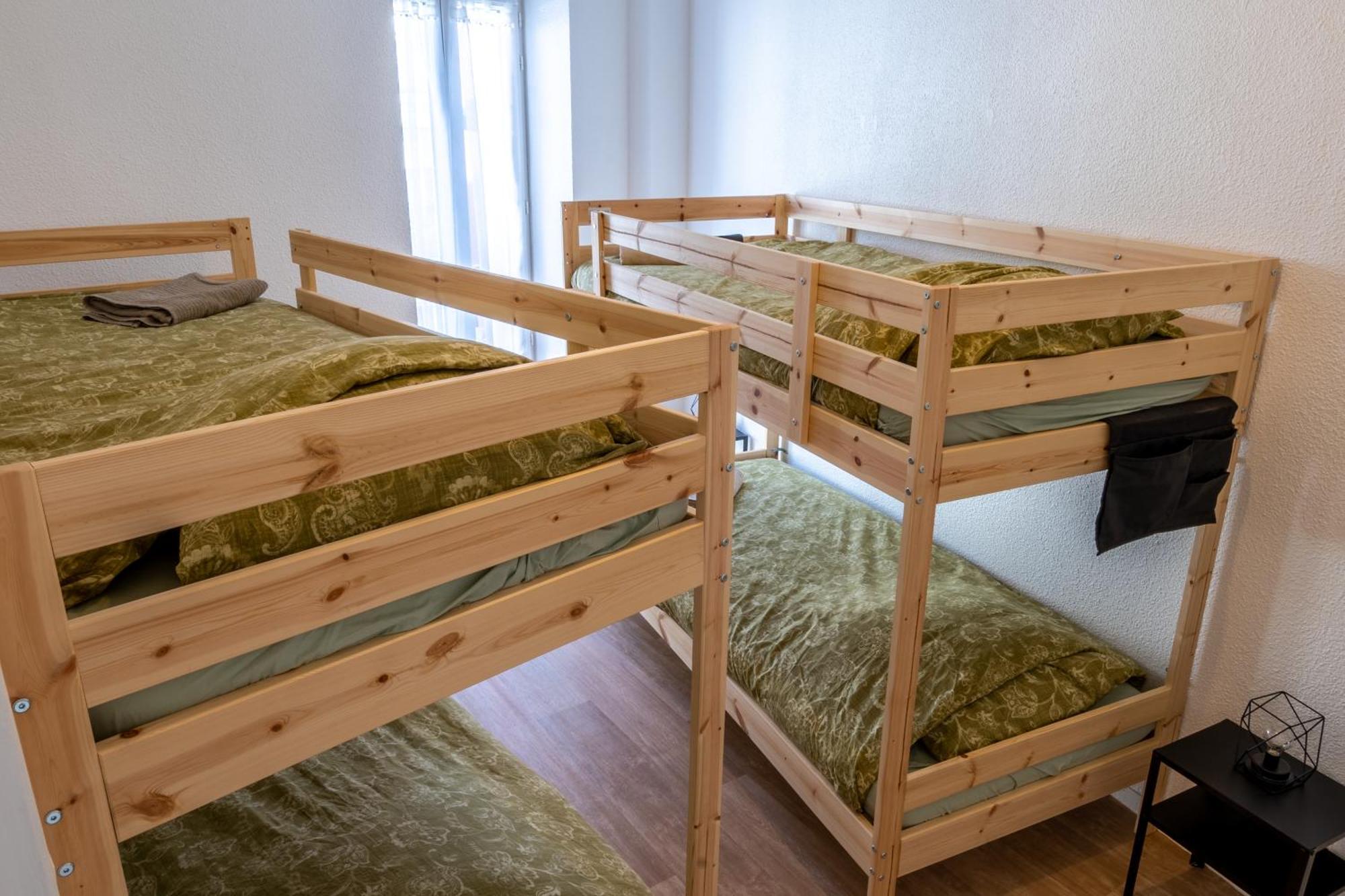 LE LYS- Appartement T3 tout equipé, vue imprenable sur le château de lourdes Esterno foto